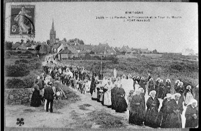 Le Pardon La Procession Et Le Tour Du Moulin A Port Navalo Dastum